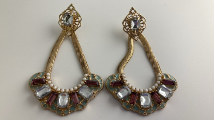 Pair of Gold Tone Gemstone Dangly Earrings