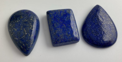 (3) Dark Blue Gemstones