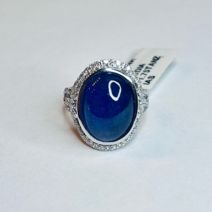 $6,715 value, 14K Gold Diamond & Tanzanite Ring