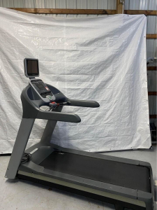 Precor Treadmill 956i Commercial Grade