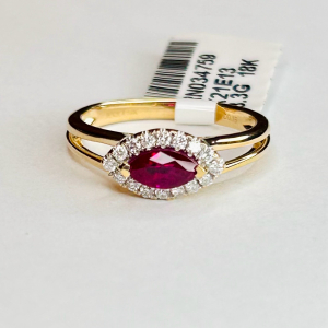 $7,520 value, 18K Gold Ruby & Diamond Ring