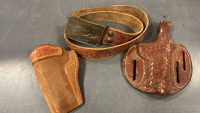 LEATHER HOLSTERS AND BELT W/ BUCKLE