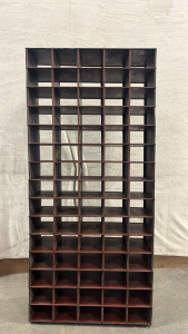 75 SQUARE METAL ORGANIZERS