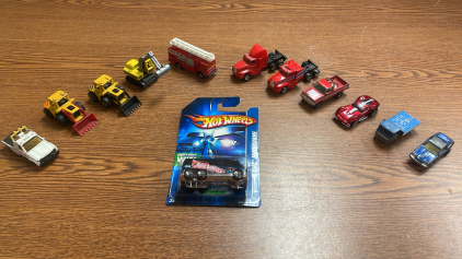 HOTWHEELS AND MATCHBOX CARS