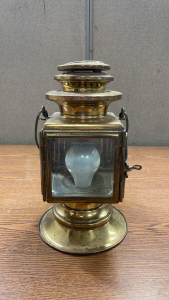 11 INCH BRASS LIKE VINTAGE LANTERN