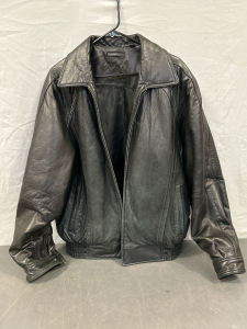 ROUNDTREE & YORKE MENS BLACK LAMBSKIN JACKET (LARGE)