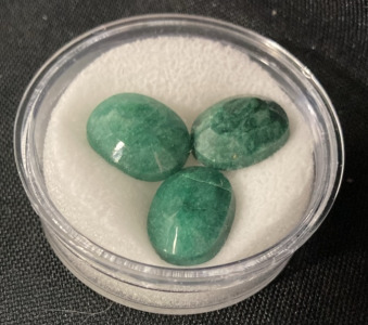 27.50ct Natural Columbian Green Emeralds Faceted Gemstone