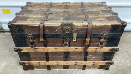Vintage Storage Trunk
