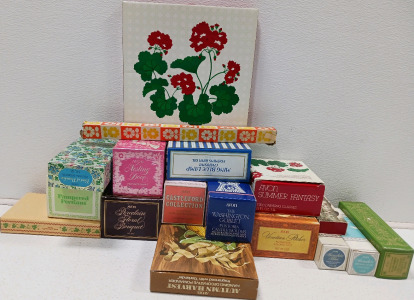 (17) Vintage Avon Collectible items