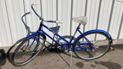 Vintage Sears Roebuck 26&rdquo; Bicycle (Blue)