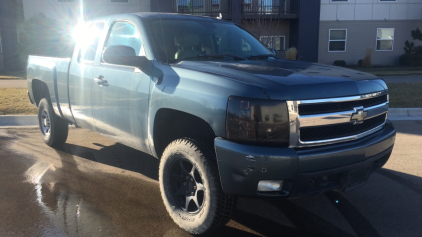 2007 GMC SILVERADO - 115K MILES