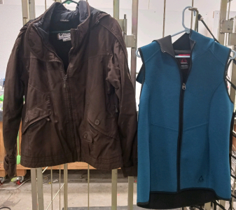 (1)Titanium Columbia SportsWear Company Coat (1)Gerry Womens Scuba Hood Vest