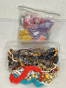 SMALL TOTE WITH COSTUME JEWELRY AND BAG OF WOODEN BEADS FOR CRAFTING