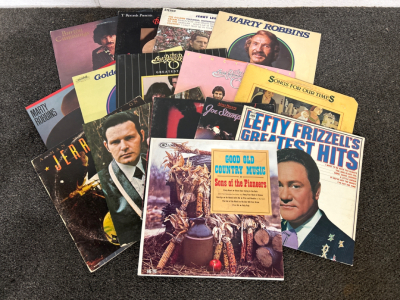 COLLECTION OF VINYL RECORDS: LEFTY FRIZZELLS, MARTY ROBBINS, JERRY JEFF AND MANY OTHER MALE ARTISTS