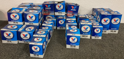 (14) VO-95 Valvoline Oil Fliter (4) VO-58 Valvoline Oil Filter (6) VO-40 Valvoline Oil Fliter& More