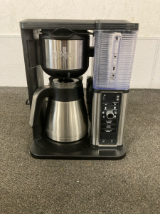 NINJA COFFE MAKER