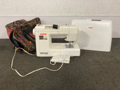 JANOME SEWING MACHING, MODEL 8077 WITH LAMP, INCLUDING FOOT PEDAL, COVER AND CARRYING CASE, WORKS