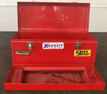 NICE RED METAL TOOL BOX