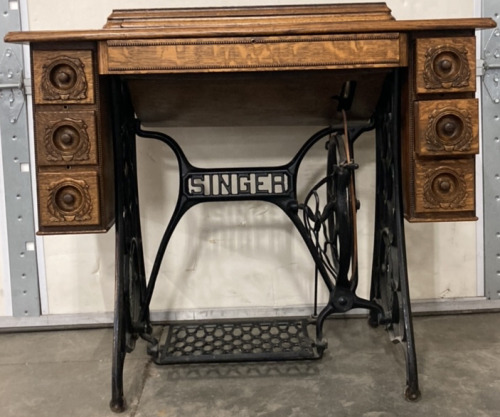 ANTIQUE SINGER SEWING MACHINE DESK (36X18X29”)