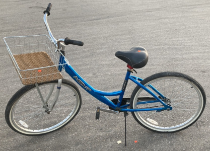 BLUE NEXT ALUMINUM LA JOLLA STREET CRUISER W/ CARPET BOTTOM BASKET