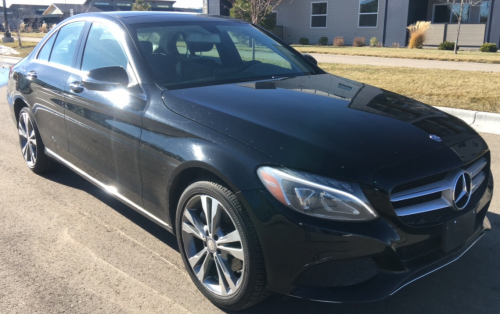 2015 MERCEDES C-300 - SUPER CLEAN AWD!