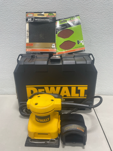 Dewalt Sander W/Sandpaper