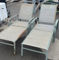 (2) Outdoor Ajustable Lounge Chairs - 3