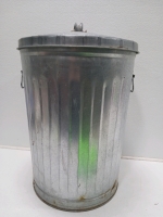 Metal Trash Can With Lid & Handles 26"H×19"W