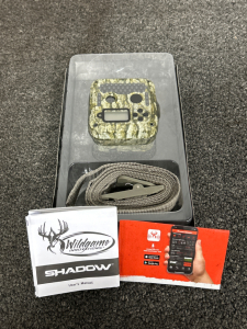 Wild game Innovations Shadow Lightsout Camera, Unable To Test.