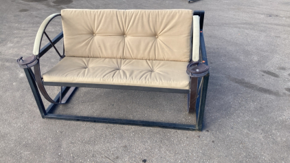 WESTERN STYLE GLIDER BENCH. 4&rsquo;