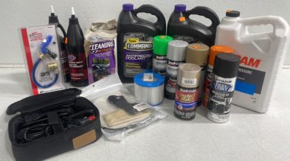 (2) Heavy Duty AntiFreeze/ Coolant (2) Hydrolic Jack Oil (7) Car Cleaning Wipes Pack And More!