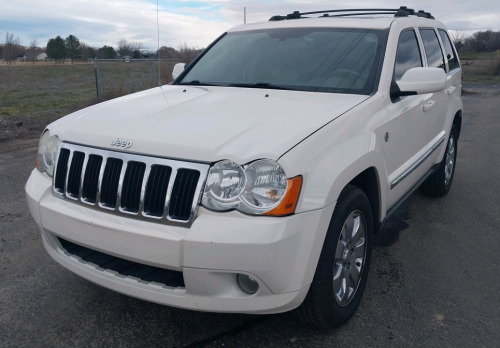 2009 JEEP GRAND CHEROKEE - 4X4!