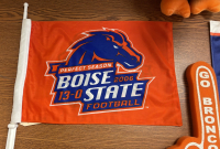 BOISE STATE BRONCOS MEMORABILIA-CAR FLAGS AMD FOAM FINGER - 2