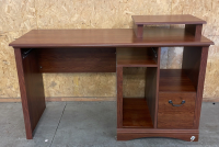 NICE WOODEN OFFICE DESK ( L 53-1/2” W 20-1/4” H 34-5/8”)