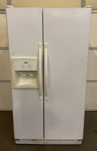 ESTATE BY WHIRLPOOL REFRIGERATOR WITH AUTOMATIC ICE MAKER