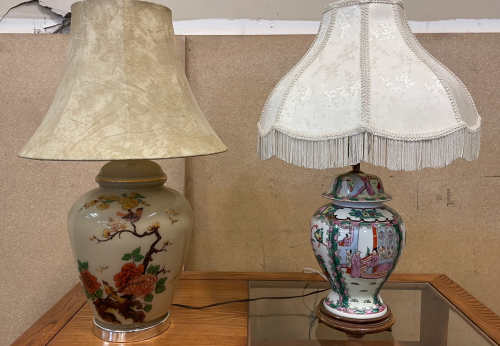 PAIR OF VERY NICE VINTAGE LAMPS WITH SHADES