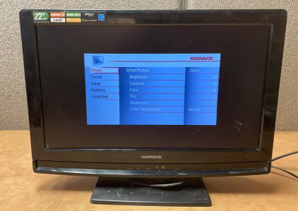 MAGNAVOX 22” CLASS LCD TV