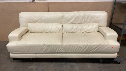 VERY NOCE WHITE LEATHER COUCH