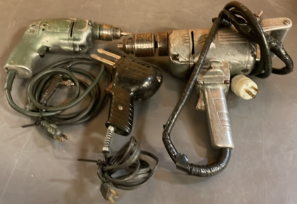 Black and Decker Standard Duty 3/8” Corded Holgun (Works!), Vintage Thor Electric Drill (Works!), Wen Soldering Gun (Untested)