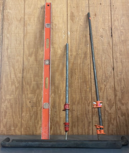 Two Weight Distribution Hitches (31”), Two Pipe Clamps (41”, 29”), and Bubble Level (48”)