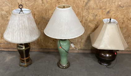 3 Vintage Lamps Eith Lamp Shades