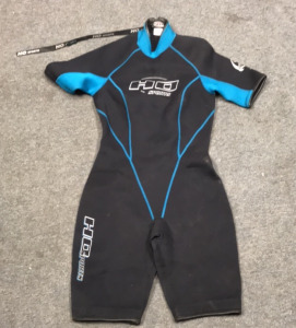 (1) HO Sports Wet Suit (11-12)