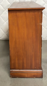 66”X38”X18” Dresser