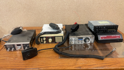 VINTAGE CB RADIOS, CAR RADIO, AND UN-PAY-PHONE