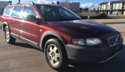 2001 VOLVO V70 - AWD!