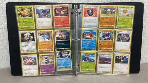 (177) Total Near Mint Pokémon Cards With Rare And Holos