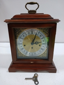 Howard Miller Graham Bracket Mantel Clock (Works)<br/>612437