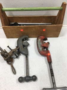 (2) 4” Tubing Cutters (1) 6” chain Vice & More