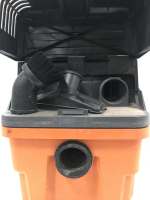Ridgid Pro Pack Shop Vac with Attachments - 3
