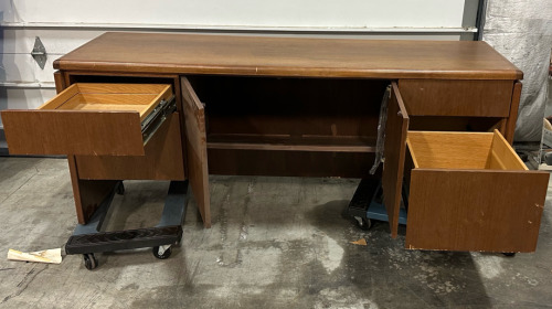 72’’ x 29 1/2’’ x 21 1/2’’ Wooden Desk With Drawers And Doors